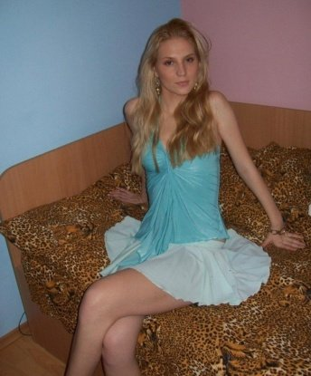 Волшебная энергетика, которую я излучаю, погрузит вас в мир истинного наслаждения. Встречаясь со мной, вы окунетесь в океан страсти и соблазна. Я дарю нежные прикосновения и незабываемые эмоции, удовлетворяя все ваши желания. Совместные мгновения со мной будут наполнены головокружительными ощущениями и яркими впечатлениями. Проживаю в Москве, готова принять вас в своей уютной квартире или приехать к вам. Не сомневайтесь в качестве моих услуг, ведь мои довольные клиенты всегда остаются верными. Отвлекитесь от повседневности и подарите себе настоящее наслаждение, обращаясь ко мне. Уверена, что наши фото не оставят вас равнодушными. Жду встречи с нетерпением! 😘🔥 7138, 24 года