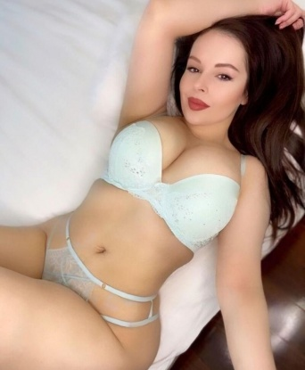 Соблазнительная красотка с огненным характером! Позволь мне позаботиться о твоем расслаблении и удовлетворении. Я знаю, что тебе нужно. Только для истинных ценителей! 8761, 25 лет